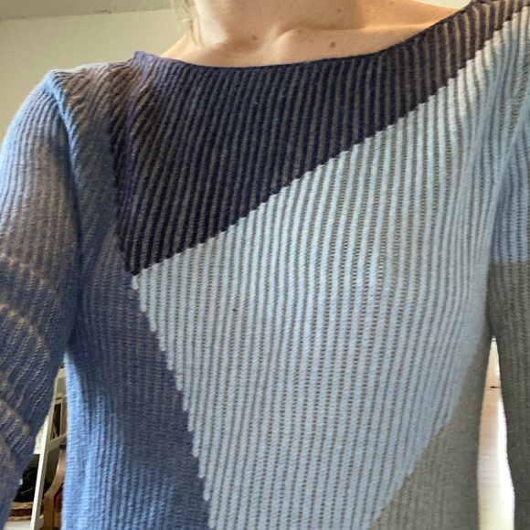 Funky geometric sweater - Picture 5 of 7